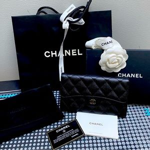 CHANEL Matelasse Classic Long Flap Wallet Clamshell Caviar Skin Leather Black